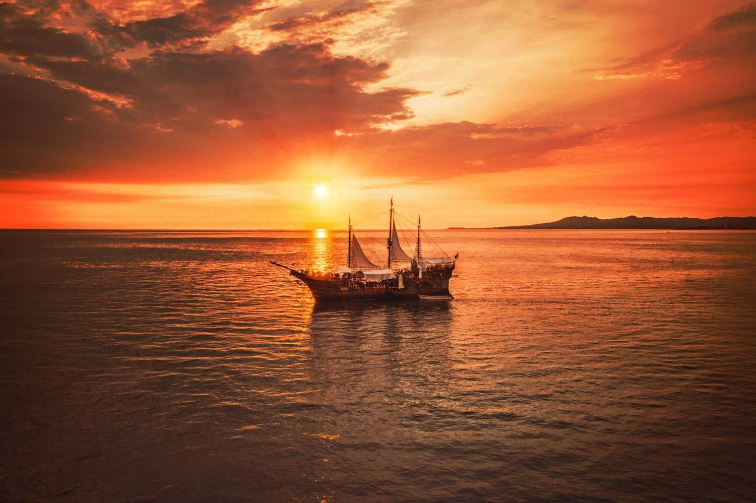 Sunset dhow cruise